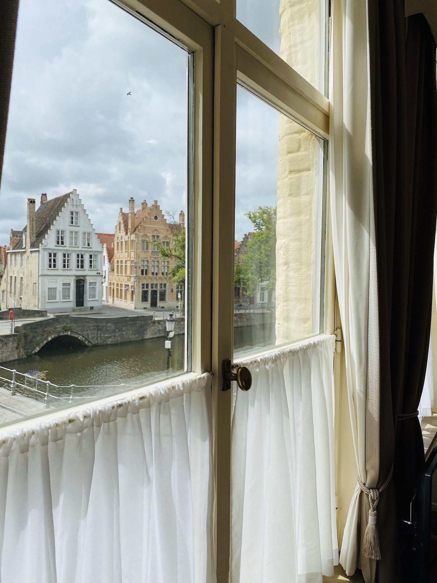 Hotel Adornes Brugge Bagian luar foto